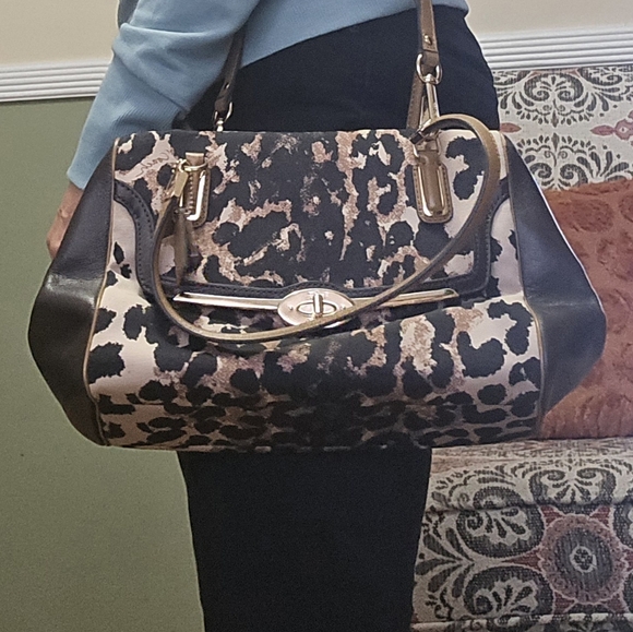Coach Leopard Madison Handbag 25642 with COA certificate - Picture 14 of 14